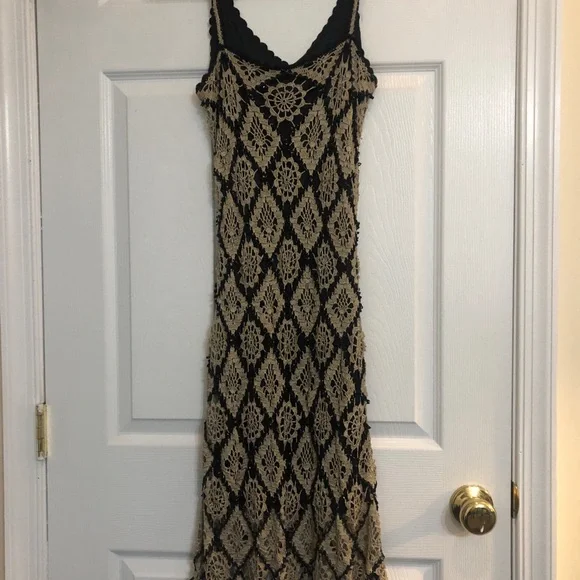 Vtg Alfredo Beige Beige and Black Crochet Maxi Slip Dress with Spaghetti Straps - Picture 4 of 4